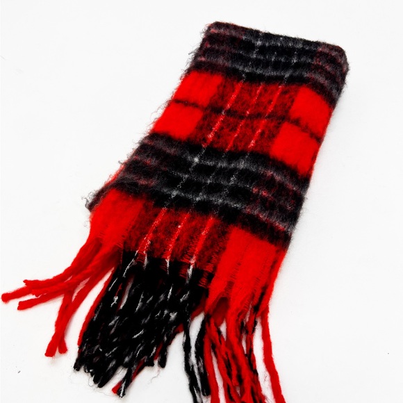🔴 Free People XL Wool Red & Black Scarf 🔴 - Picture 3 of 4